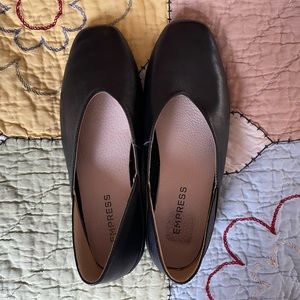 Empress Comfi Flat Black Leather square toe shoes